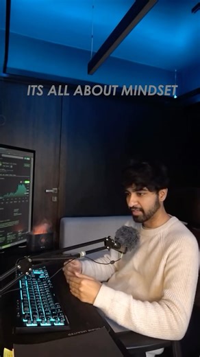 TP trades on Instagram: "Mastering the Mental Game of the Markets In the high-stakes world of financial markets, success is often attributed to strategy, technical analysis, or insider knowledge. While these factors are important, they are not the primary determinants of consistent profitability. What truly separates successful traders from the rest is trading psychology—the mental and emotional discipline required to make rational decisions under pressure. This internal game, often overlooked, 