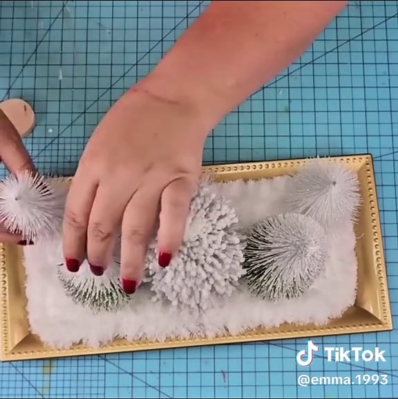 Dollar Tree Christmas DIY Ideas for Easy Holiday Decor