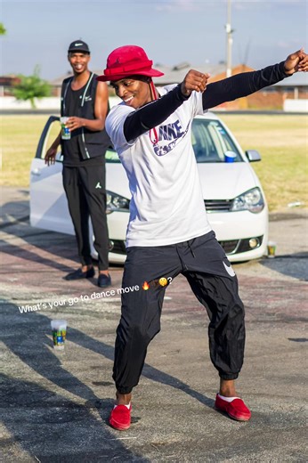 Mekwantii Dance Moves: Learn the Lekompo Style