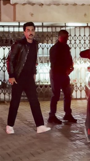 Ranbir Kapoor at Christmas party at Juhu | Bollywood Bliss