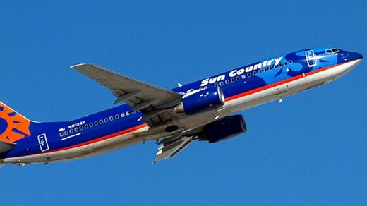 Vacationers stranded in Mexico after airline cancels flights