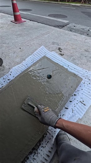 Easy concrete pouring 🏗️💪✨