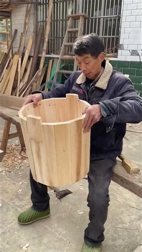 wooden bowl #woodmade #woodworking #classicwood #wood #woodscraft #diy #wooddesigner #woodwork