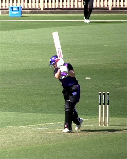 The 2025 #SpringChallenge starts with a wicket from 16-year-old Caoimhe Bray! | Weber WBBL