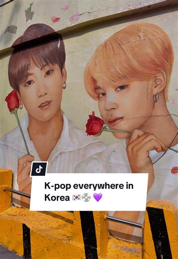 🎶 You don’t need a concert… Korea is the concert 🇰🇷✨ K-pop is literally everywhere — from pizza boxes 🍕 to billboards 🏙️ BTS, SEVENTEEN, ASTRO, BLACKPINK… 📍Filmed across Seoul & Busan – who do you spot? 👀 #kpopinKorea #kpopfans #kpopedits #korea2025 #seoultrip #busanvibes #kpopstreet #kpopculture #koreatravel #kpopobsessed #btsarmy #blackpinkforever #seventeen #koreanvibes #kpopchallenge #kpopshorts #btsisback #btsfesta #bts #hybebighit
