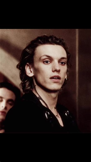 Creative GIF Edits Featuring Shadowhunters Cast