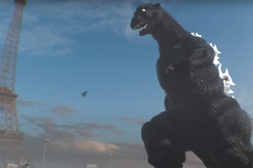 3D Monster Size Comparison Shows Just How Large Godzilla is Next to the Eiffel Tower