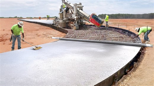 The amazing machine they invented to lay perfect concrete curbs