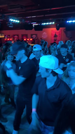 Country Girl Twerk with the Boys @Jonathan Morgan @Matthew Morgan @Bryce Casey #eclewisvillle #hotboysummer #linedancersoftiktok #linedance #texas #texascheck #fyp #dfw #dallastx #trending #popular #tiktok #hotboy #viral #countrybar