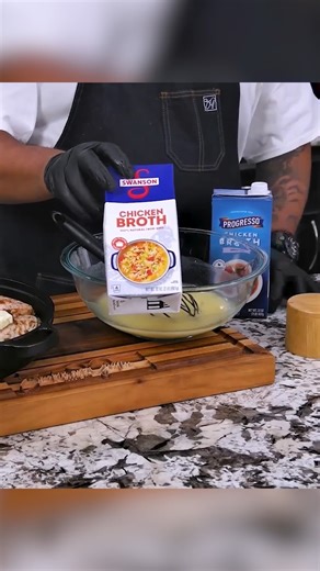 Ready for Foolproof Thanksgiving Gravy? #gravytime #holidaykitchen #feastmode | Smokin' and Grillin' with AB