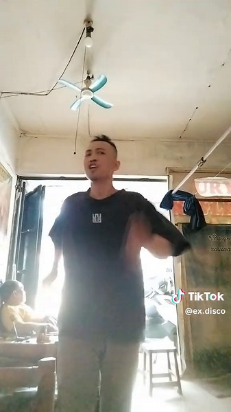 agar refres..🕺 #refleksi #kaki #badan #untuk #kesehatan