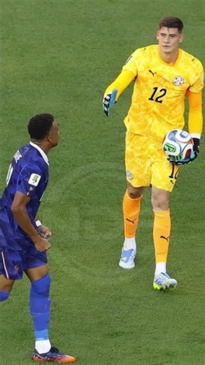 Kylian Mbappé le negó el saludo a Orlando Gill 😱 #mbappe #gill #paraguay #francia #mundial