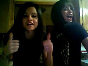 SelGomez - Home Video - selena and demi modeling