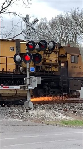 Fire Under The Train! Hot Train On CSX In Trenton, Ohio, JawTooth Shorts, Time To Subscribe Now!
