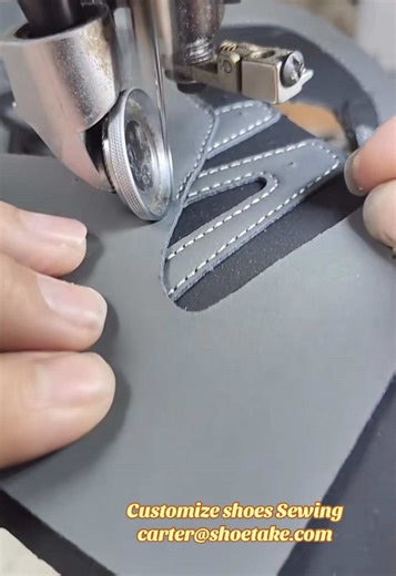 Customize shoes upper stitching. Update various of shoes everyday. Love this process. 😎😊🤝 #handmadeshoes #shoesewing #shoemaking #shoeupper #shoefactory #shoemaker #customshoes #outdoorshoes #sportshoes #durableshoes #calzado #sneakers