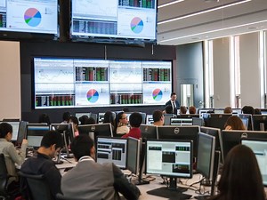 A 'three-day adrenaline rush': Annual trading-simulation competition kicks off today in new Rotman finance lab