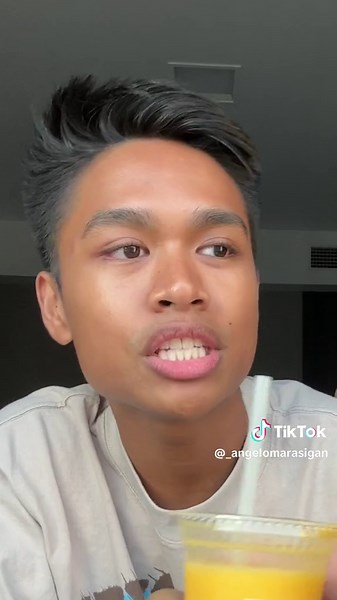 Angelo (@_angelomarasigan) - Trying Japanese Snacks from 7-Eleven | Mukbang with Lexi Angelo