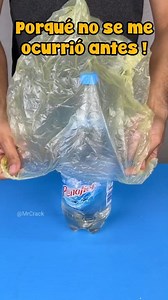 2.8M views · 20K reactions | Haz este truco y tendrás el mejor dispensador de bolsas  #ideas #tips #tricks #viralreelsシ #lifehacks #diy #bricolaje | Mr Crack | Facebook