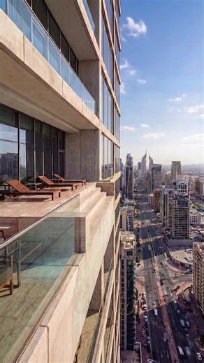 Installing a Stunning Glass Infinity Pool on a Skyscraper
