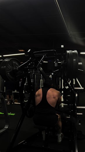 Mastering the Classic Physique at the Gym