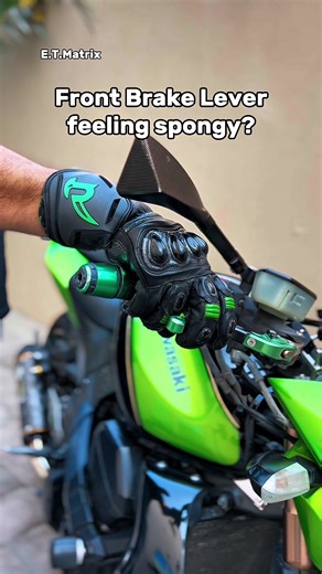 Hack to get air out of your motorcycle front brake system without bleeding the brakes #motorcycle #motorcycletips #motorcyclehacks #bikelife #etmatrix