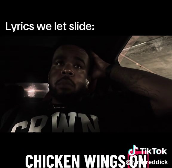 Choosing Between Flats and Drums for Wing Ornaments