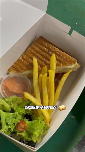 Chicken mayo sandwich || #Sandwich ￼#chickenmayosandwich #blogger #streetfood #foodie