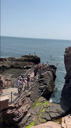 Thunder Hole in Acadia National Park: Exploring the Rugged Maine Coast