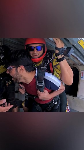 Thrilling Skydiving Experience in Dubai with Areeb Pervaiz