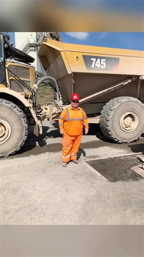 3 comments | Caterpillar 745 Articulated Dump Truck. On-Site NVQ 2 in Plant Operations #adt #diggertraining #plantoperatortraining #cpcs #plantoperators #jcbmachines #caterpillarequipment #cat745articuladtruck #cat745 #womeninconstruction #nvq2plantops #diggersanddozers Contact:07934141467 to find out about plant operator training and testing. | Digger Training & Testing | Facebook