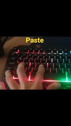How to paste image on laptop by keyboard