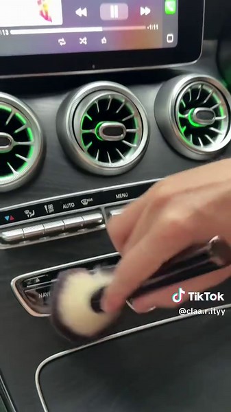 Understanding Hourglass Makeup Brush Prices