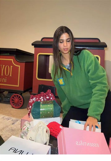 Unboxing the Dash Management Express Train