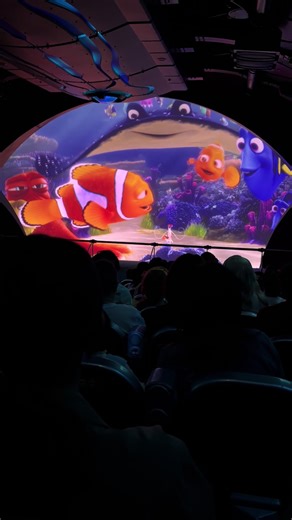 Exploring Tokyo DisneySea's Finding Nemo Ride