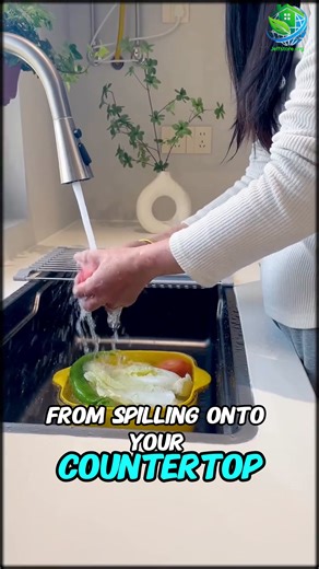 623K views · 966 reactions | Genius Sink Splash Guard That Keeps Your Kitchen Dry and Spotless! | Trend Rush | Facebook