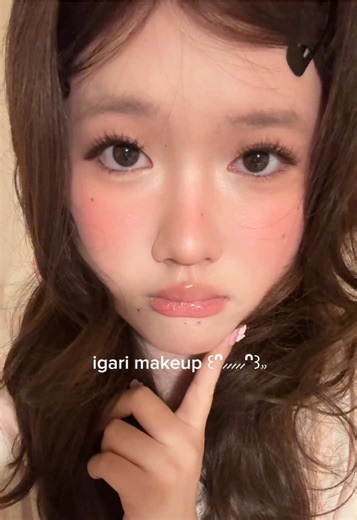 requested igari makeup tutorial! 🍎base: @r.e.m. beauty dreamglow highlight serum (shade quartz) @Diorbeauty backstage foundation dior beauty backstage concealer 🍑blush: @Judydoll_official blush and highlight palette 🍋contour: @Fenty Skin contour stick judydoll contour palette 🍐eye makeup: judydoll blush and highlight palette @Flortte Official lip pencil @CANMAKE-SHOP brown mascara @Okaylove Lashes🩷 (style mira 10-10-10-10-8) sana new born creamy brown eye pencil 🫐highlight: kahi multi balm