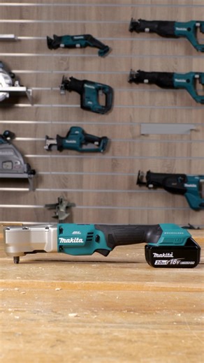 Our new DTL300 LXT Angle Impact Wrench is engineered for tight spaces — delivering high torque to tackle even the most stubborn bolts. Designed with a slim head, 4 power modes, automatic impact stop, and an LED job light for maximum control on site. #makitauk #lxt #impactwrench #fyp #onthetools