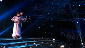1st blind DWTS contestant wows fans