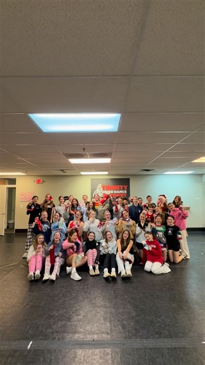We are wishing all of our dancers, families, and friends a Happy Christmas!! Sending our love and light to those near and far❤️ wishing everyone a joyous season with those they love. Happy Holidays! #happyholidays #merrychristmas #christmas #holidays #irishdance #trinityirishdance #trinity #trinityirishdanceacademy #joyousseason | Trinity Academy of Irish Dance