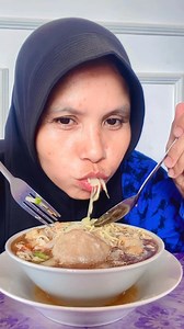 16K views · 541 reactions | Kite review makan Makan Bakso Mak Uci Bakso sapi isi telur tok Yaks hanye 20rb merunjukkkk | Atieck Dulhadi | Facebook