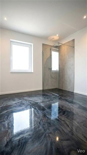 Buildings: 🏗️ 🏙️ 🏠 🏚️ 🏢Tools: 🔨 🪚 🛠️ 🔧 🪛Safety/Warning: ⚠️ 🦺 🚧 🛑Machinery: 🚜 🚛 🚚 🚢Building the 🚜💨