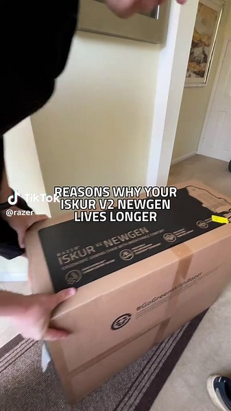 You get a better sense of how a chair is built when you see it come together piece by piece. @craigogames brings the Razer Iskur V2 NewGen together, with sturdy hardware and durable materials doing the heavy lifting behind the scenes. Learn more via link in bio.