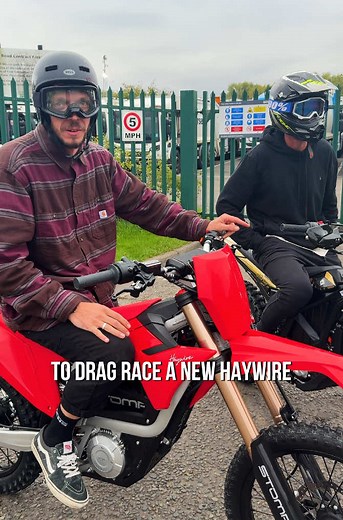Stomp Haywire vs Ultra Speed: Drag Race Comparison