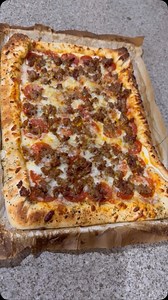 4.7K views · 14 reactions | Stuffed Crust Pizza Recipe #Dinnerldeas #EasyRecipe #quickrecipes #recipes #pizza #homemade | By Nay A | Facebook