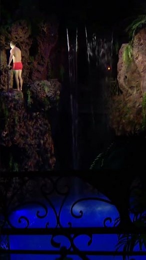 Casa Bonita Sneak Peek: Cliff divers