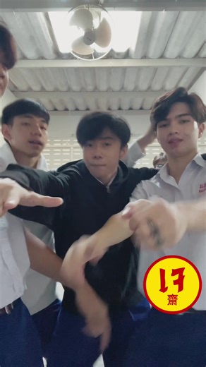 วิดีโอของ ฟงอวิ๋นขี่พายุทะลุฟ้า (@cchit_sunn) พร้อมเพลง original sound - ƭɦαเɓεαƭ🎧