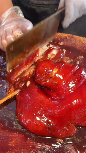 Too Fatty or Pure Heaven? China’s Iconic Braised Pork Leg | Home Kitchen China