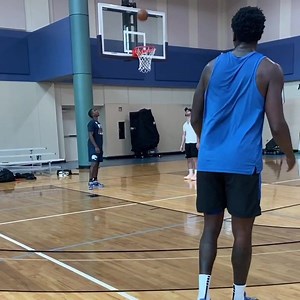 5.8K views · 130 reactions | @juliusrandle30  Work #tylerrelphbasketball #basketball #nba | Tyler Relph Basketball Skills Training | Facebook