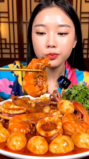 583K views · 8.4K reactions | ENORMOUS Quail Eggs Spicy Seafood ASMR #reelsvideoシ #mukbang #asmr #eating #oysters #viralreelschallenge #noodles #spicynoodles #spicyfood *AI-GENERATED VIDEO* Created for ASMR entertainment and relaxation purposes. | Simple Food by AI | Facebook