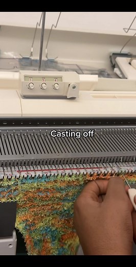 Teaching myself how to use a single bed knit machine, this time using fluffy color changing yarn #knittingmachine #fashionstudent #samplemaking #knitweardesigner #makingprocess #smallcreators #slowfashion #londoncreatives #unistudent #knittok #knitter #smalldesigner